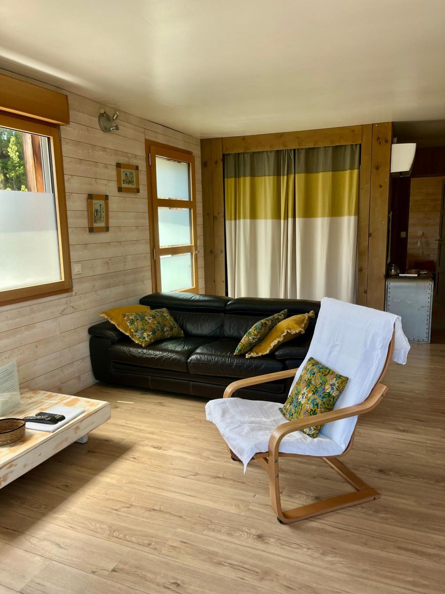 Ferienhaus La Poussada, Maisons Ecologiques Avec Vue La Palme