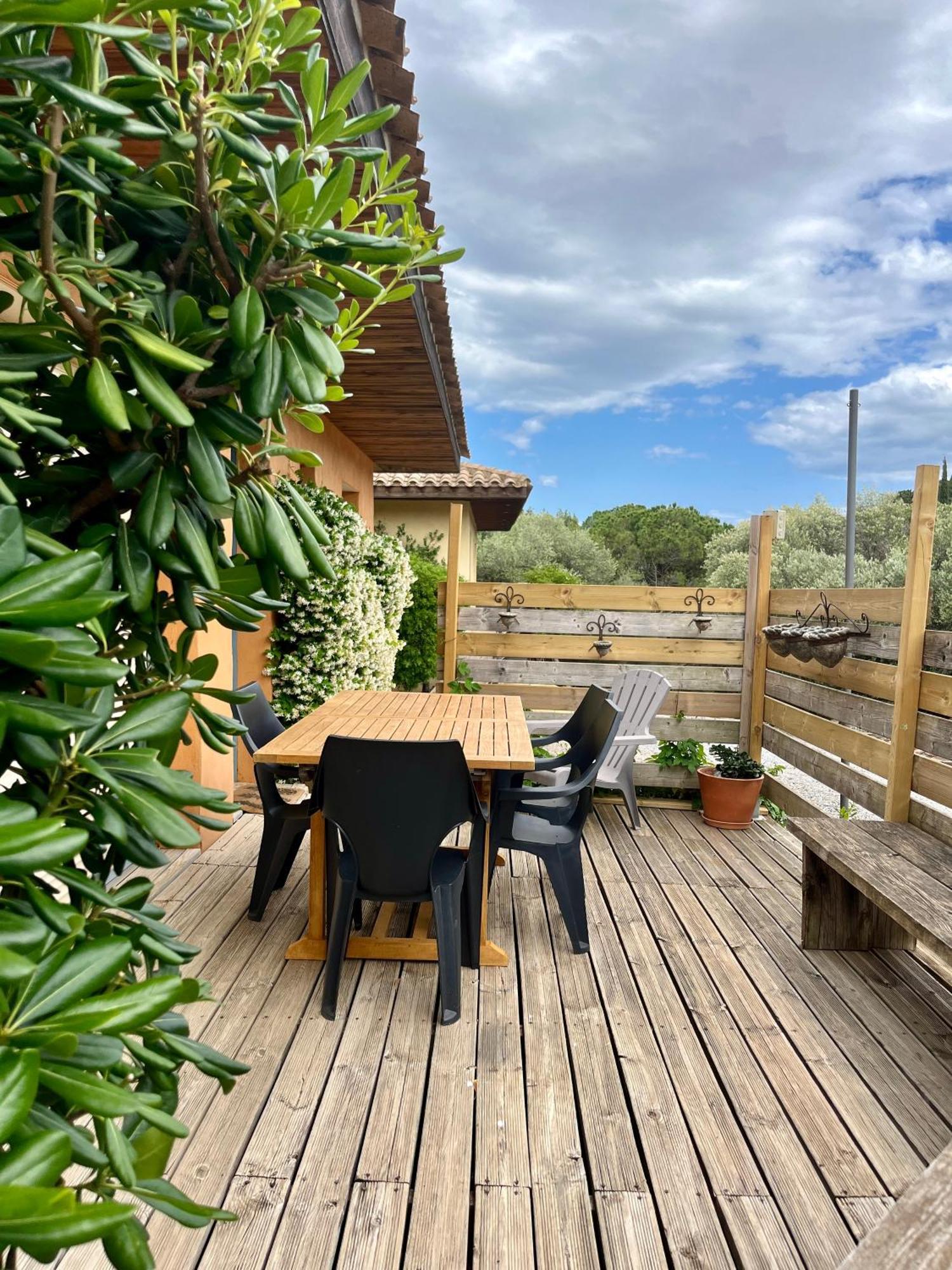 Ferienhaus La Poussada, Maisons Ecologiques Avec Vue La Palme